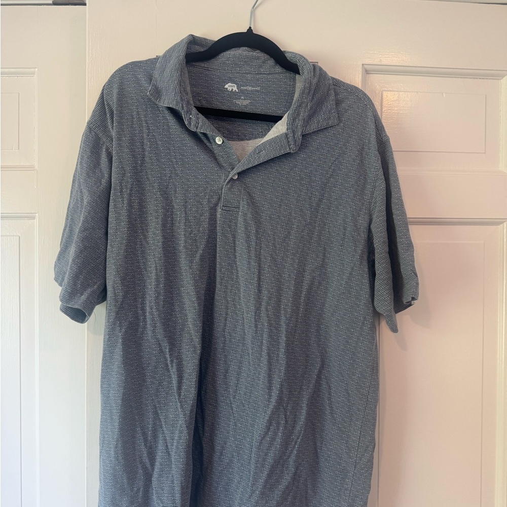 Onward Reserve performance Polo with Subtle Micro-Pattern - Gray